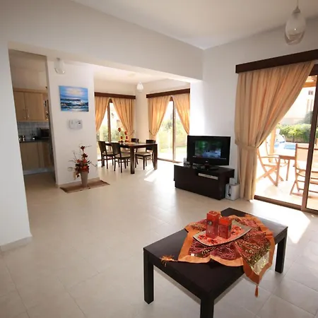 Villa Seaside 2-bedroom With Private Pool, Garden Wifi Your Perfect Escape Pissoúri